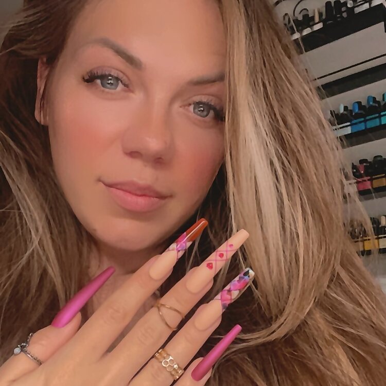 influenceurs ongles