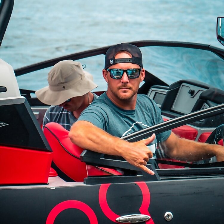 Influenceurs de wakeboard