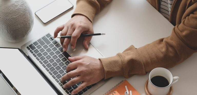 Modèle de divulgation par e-mail des influences