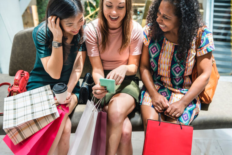 Tendances du commerce social à surveiller en 2025