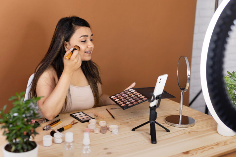 Marketing des influenceurs de beauté: comment ça marche