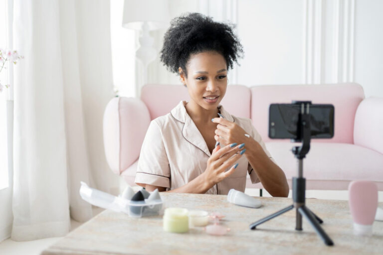 Choisir la bonne agence de marketing pour les influenceurs des médias sociaux