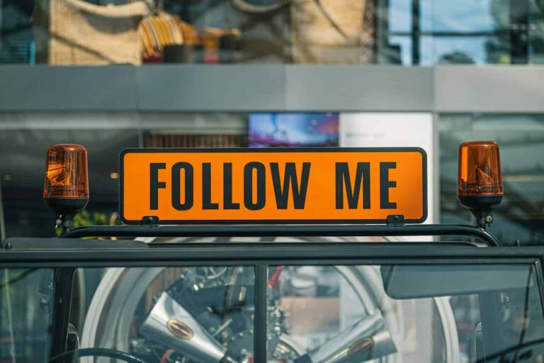 Explorer 8 exemples de micro-influenceurs: les profils se sont concentrés sur tous les intérêts