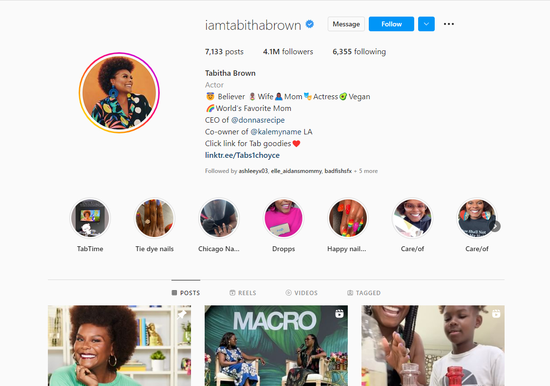 Influenceur végétalien Tabitha Brown 