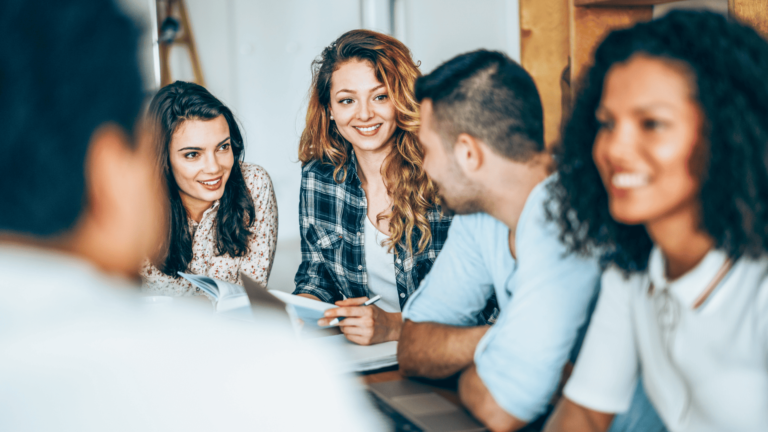 Interne vs. Marketing des influenceurs d'agence