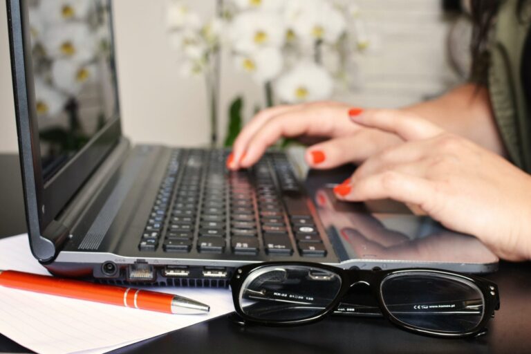 Guide: Augmentez la segmentation et par e-mail et trouvez des ambassadeurs avec Upfence et Klaviyo