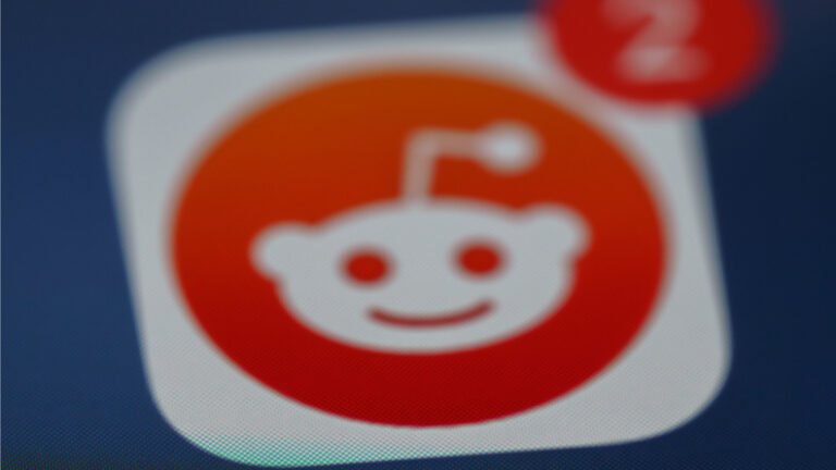 REDdit Influencer Marketing - HireInfennce.com