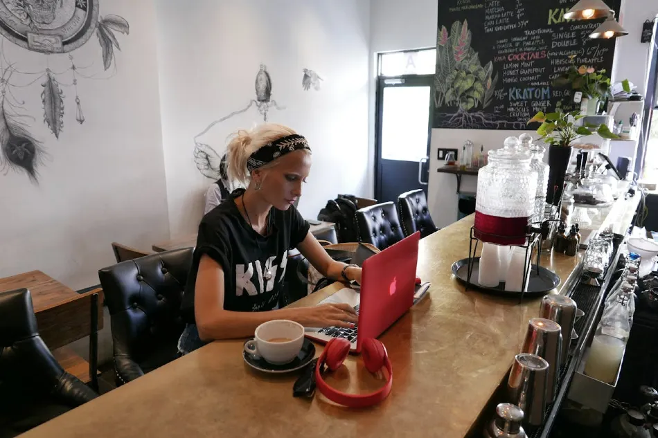 Propriétaire de la cafétéria dans les comptes de gestion des ordinateurs portables